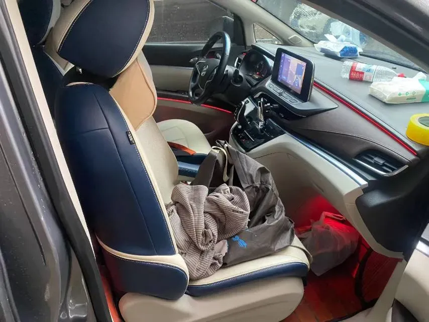 2022 Buick GL8 2.0T 237HP L4 9AT,autocango,china used car exporter,china ev exporter,chinese used car exporter,chinese used ev exporter