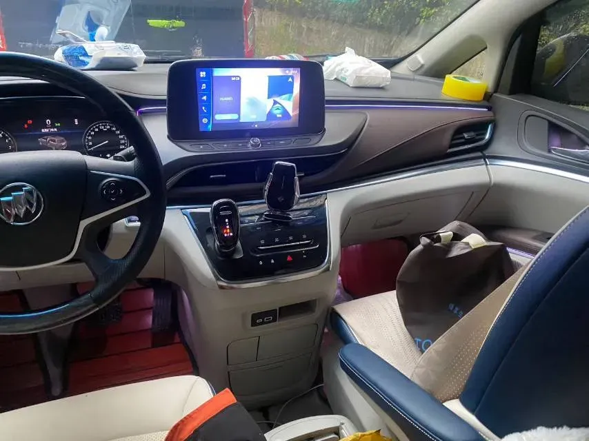 2022 Buick GL8 2.0T 237HP L4 9AT,autocango,china used car exporter,china ev exporter,chinese used car exporter,chinese used ev exporter