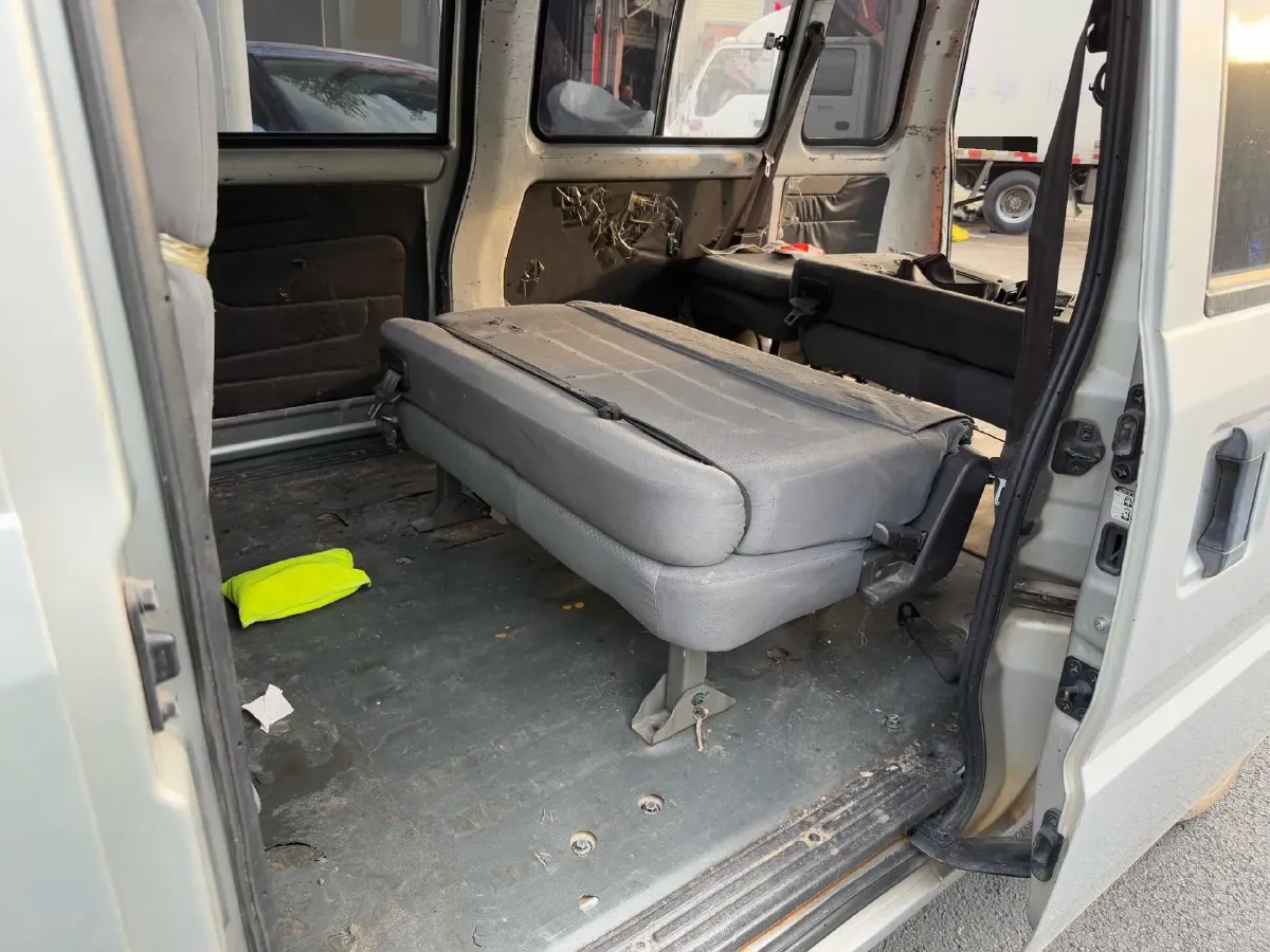 2017 WuLing RongGuang 1.5L 107HP L4 5MT,autocango,china used car exporter,china ev exporter,chinese used car exporter,chinese used ev exporter