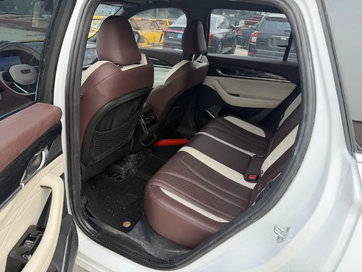 2021 Geely Monjaro 2.0T 218HP L4 7DCT,autocango,china used car exporter,china ev exporter,chinese used car exporter,chinese used ev exporter