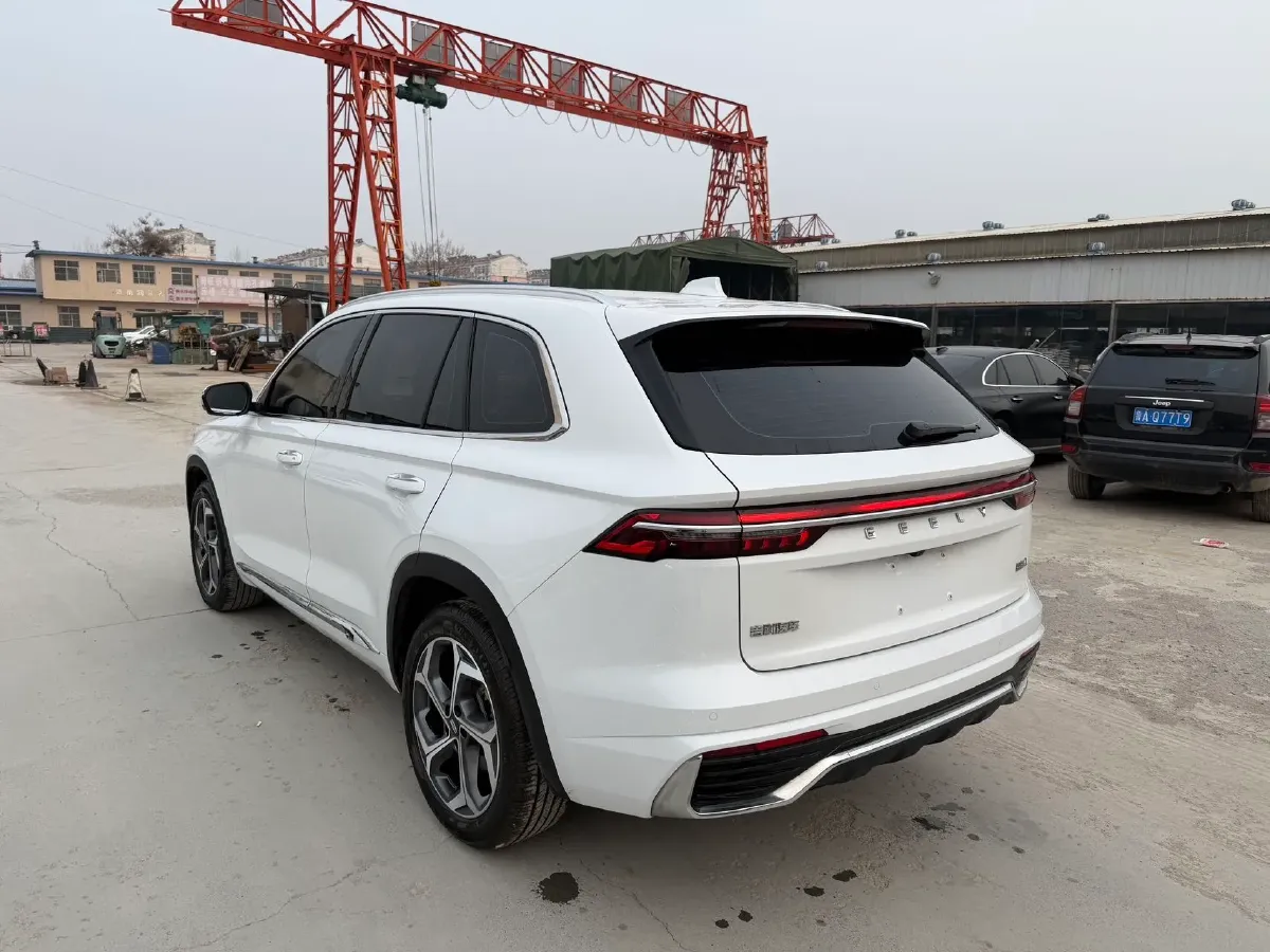 2021 Geely Monjaro 2.0T 218HP L4 7DCT,autocango,china used car exporter,china ev exporter,chinese used car exporter,chinese used ev exporter