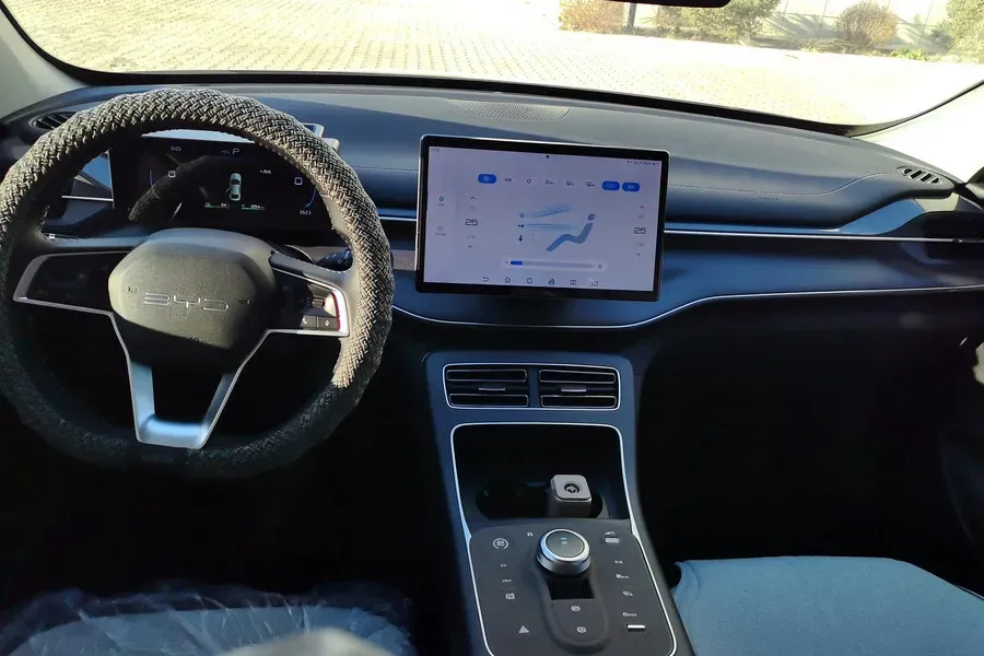 2022 Roewe RX5 MAX 1.5T 181HP L4 6AT,autocango,china used car exporter,china ev exporter,chinese used car exporter,chinese used ev exporter