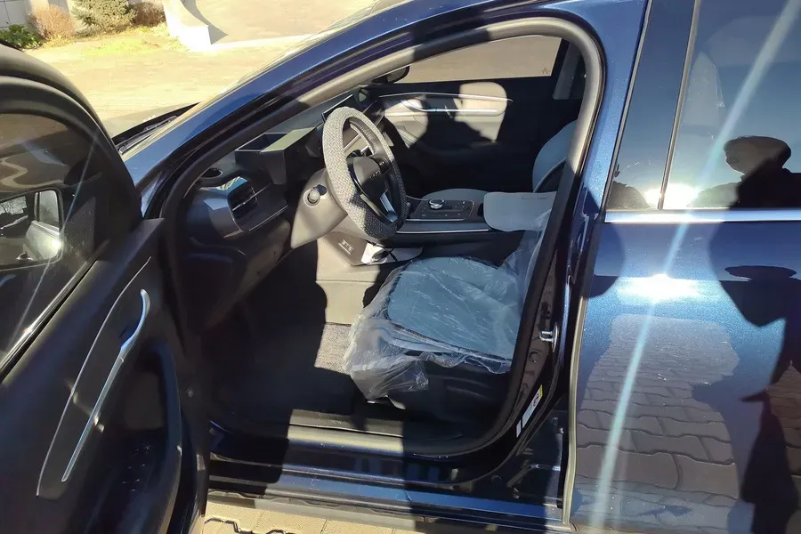 2022 Roewe RX5 MAX 1.5T 181HP L4 6AT,autocango,china used car exporter,china ev exporter,chinese used car exporter,chinese used ev exporter