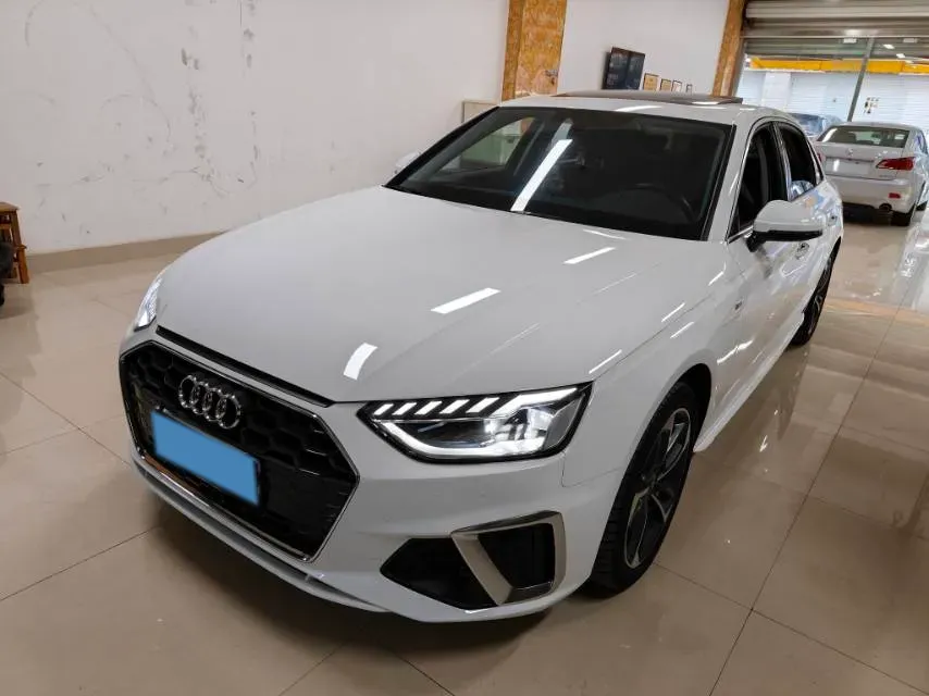 2023 Audi A4L 2.0T 190HP L4 7DCT,autocango,china used car exporter,china ev exporter,chinese used car exporter,chinese used ev exporter