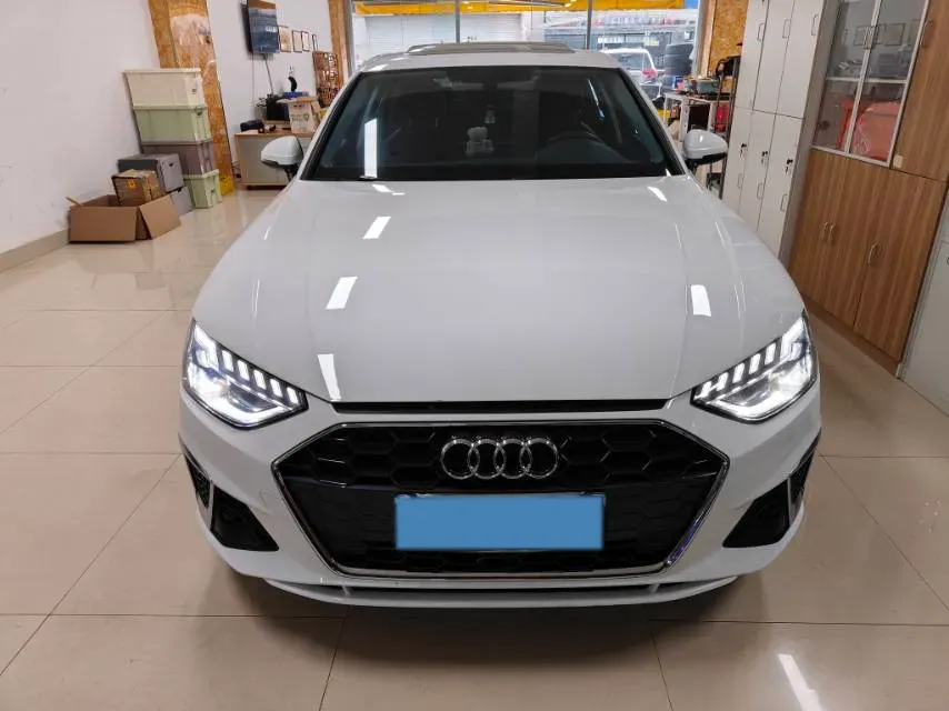 2023 Audi A4L 2.0T 190HP L4 7DCT,autocango,china used car exporter,china ev exporter,chinese used car exporter,chinese used ev exporter