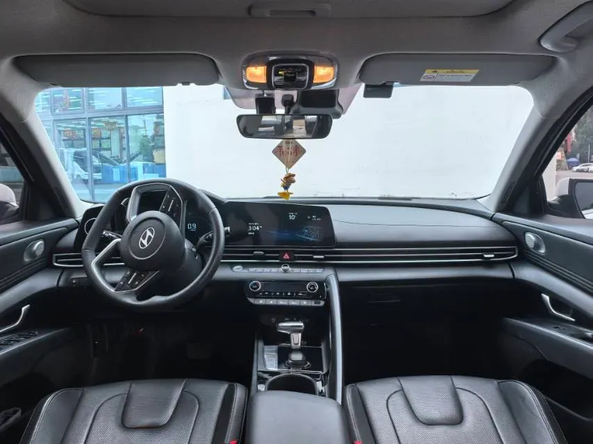 2023 Hyundai Elantra 1.5L 115HP L4 CVT,autocango,china used car exporter,china ev exporter,chinese used car exporter,chinese used ev exporter