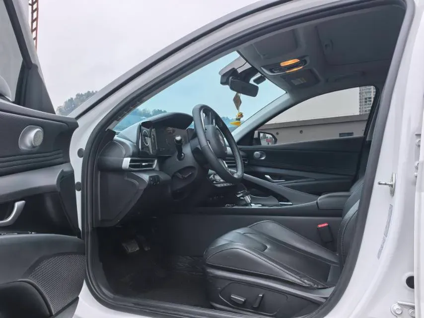 2023 Hyundai Elantra 1.5L 115HP L4 CVT,autocango,china used car exporter,china ev exporter,chinese used car exporter,chinese used ev exporter