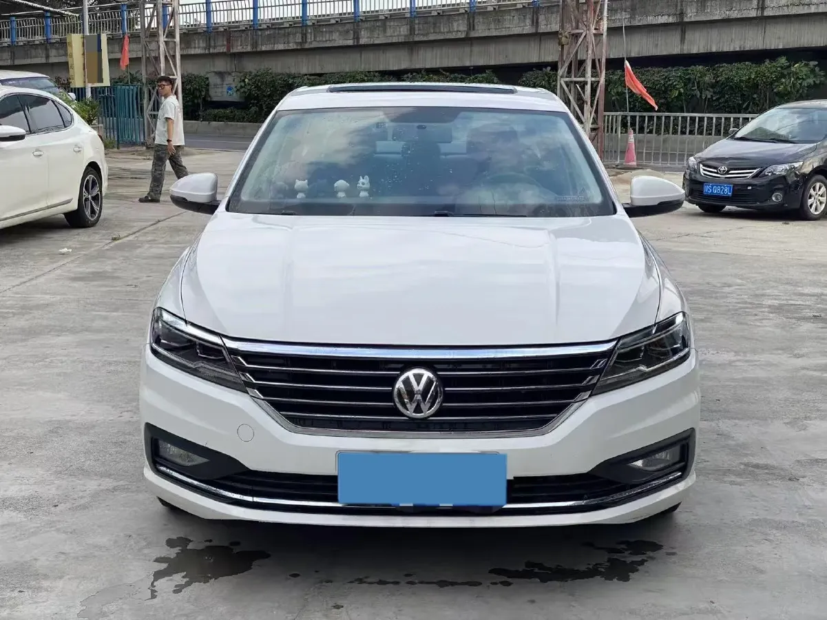 2018 Volkswagen Lavida 1.2T 116HP L4 7DCT,autocango,china used car exporter,china ev exporter,chinese used car exporter,chinese used ev exporter