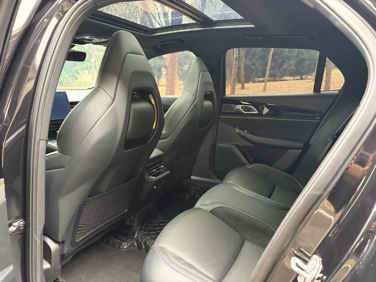 2023 MAXUS G50 1.5T 181HP L4 7DCT,autocango,china used car exporter,china ev exporter,chinese used car exporter,chinese used ev exporter