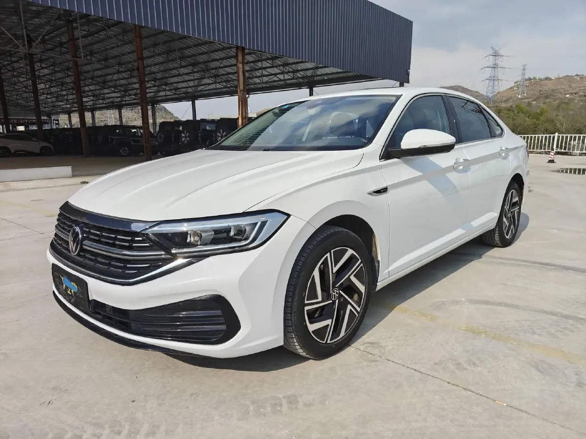 2023 Volkswagen Sagitar 1.2T 116HP L4 7DCT,autocango,china used car exporter,china ev exporter,chinese used car exporter,chinese used ev exporter