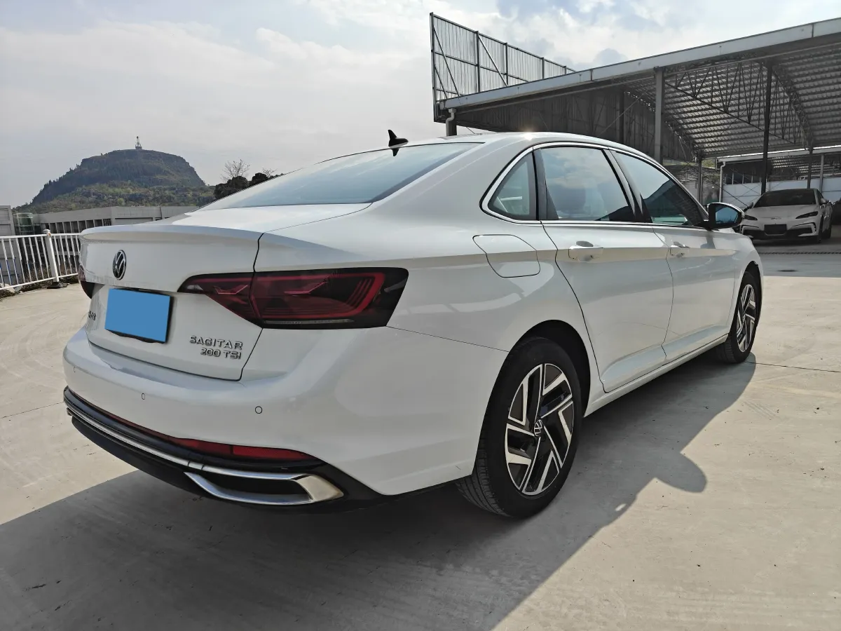 2023 Volkswagen Sagitar 1.2T 116HP L4 7DCT,autocango,china used car exporter,china ev exporter,chinese used car exporter,chinese used ev exporter