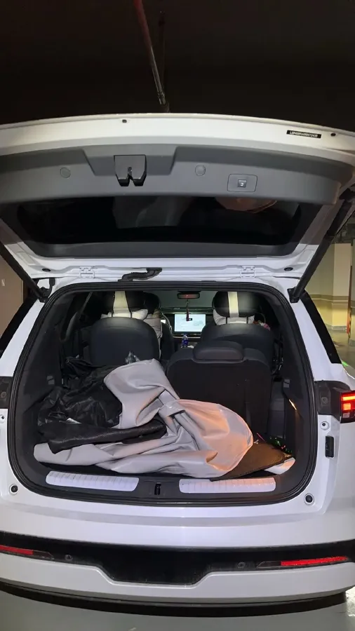 2024 DongFeng eπ eπ008 BEV 82.28KWH,autocango,china used car exporter,china ev exporter,chinese used car exporter,chinese used ev exporter