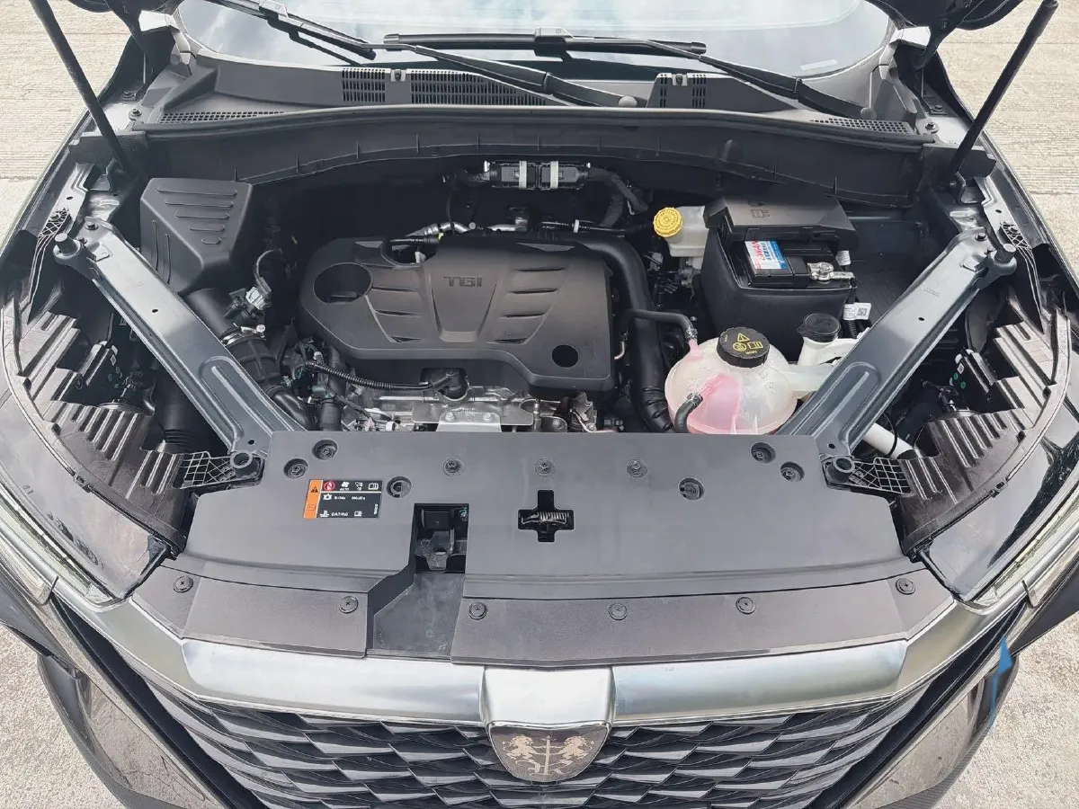 2023 Roewe RX5 1.5T 181HP L4 7DCT,autocango,china used car exporter,china ev exporter,chinese used car exporter,chinese used ev exporter