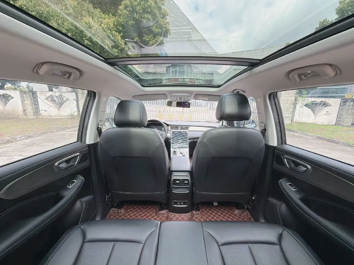 2023 Roewe RX5 1.5T 181HP L4 7DCT,autocango,china used car exporter,china ev exporter,chinese used car exporter,chinese used ev exporter