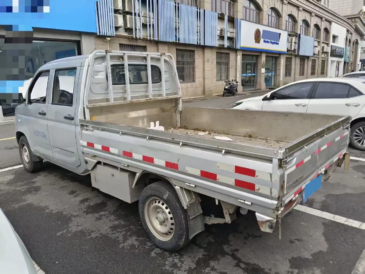 2021 WuLing RongGuang New Truck 1.8L 125HP L4 5MT,autocango,china used car exporter,china ev exporter,chinese used car exporter,chinese used ev exporter