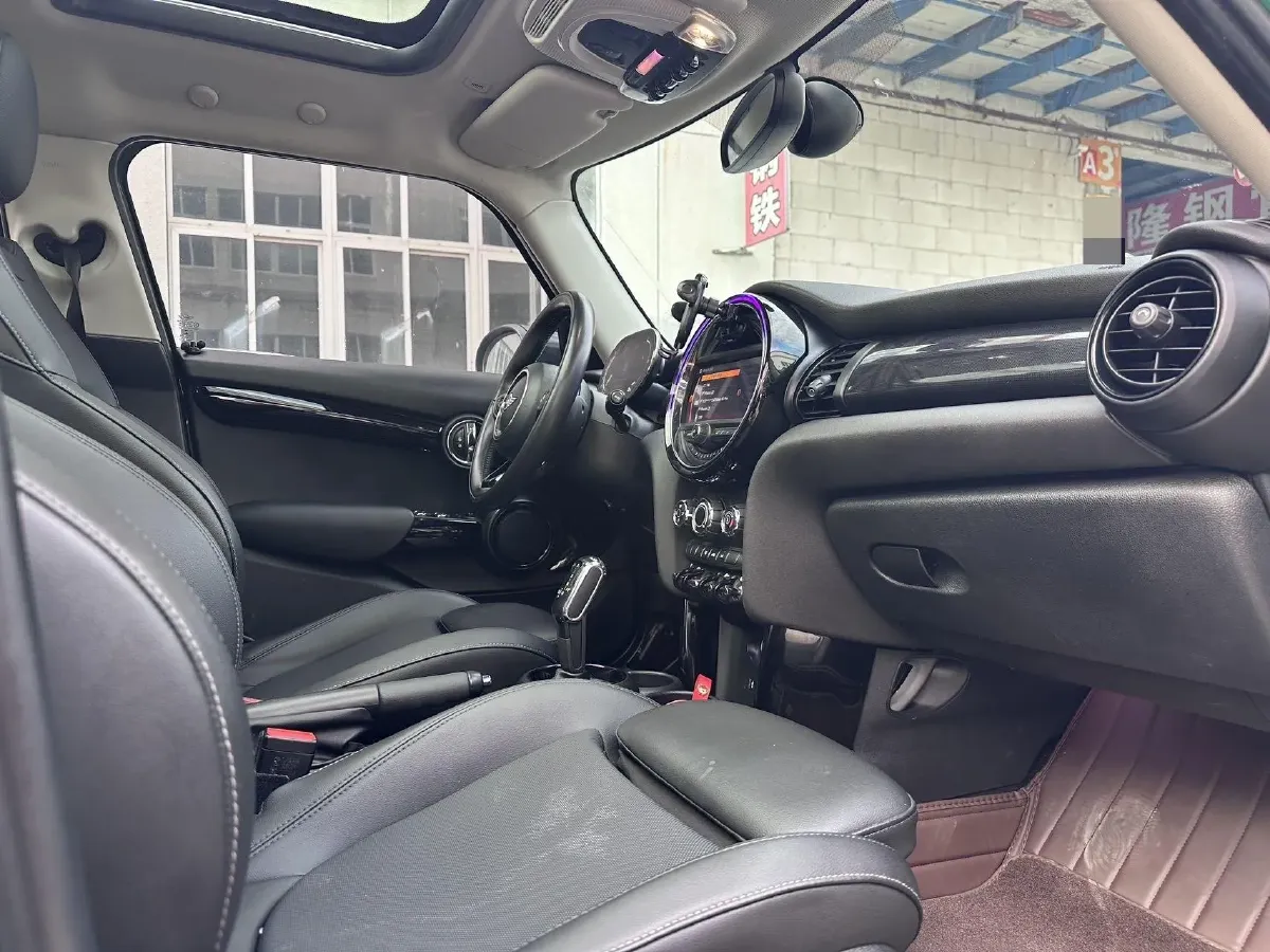 2021 MINI MINI 1.5T 136HP L3 7DCT,autocango,china used car exporter,china ev exporter,chinese used car exporter,chinese used ev exporter