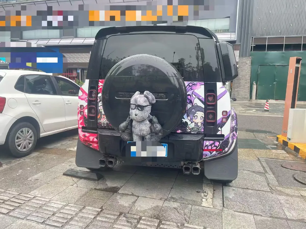 2024 Land Rover Defender 3.0T 400HP L6 8AT,autocango,china used car exporter,china ev exporter,chinese used car exporter,chinese used ev exporter