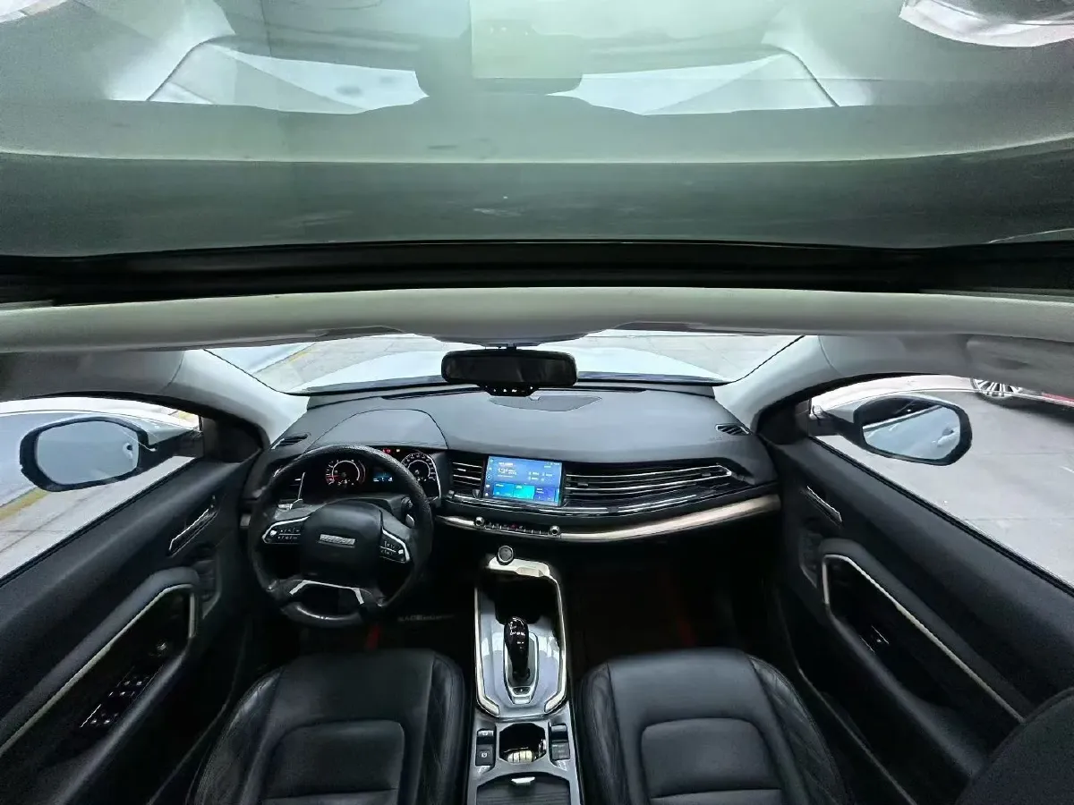 2021 Haval H6 1.5T 150HP L4 7DCT,autocango,china used car exporter,china ev exporter,chinese used car exporter,chinese used ev exporter