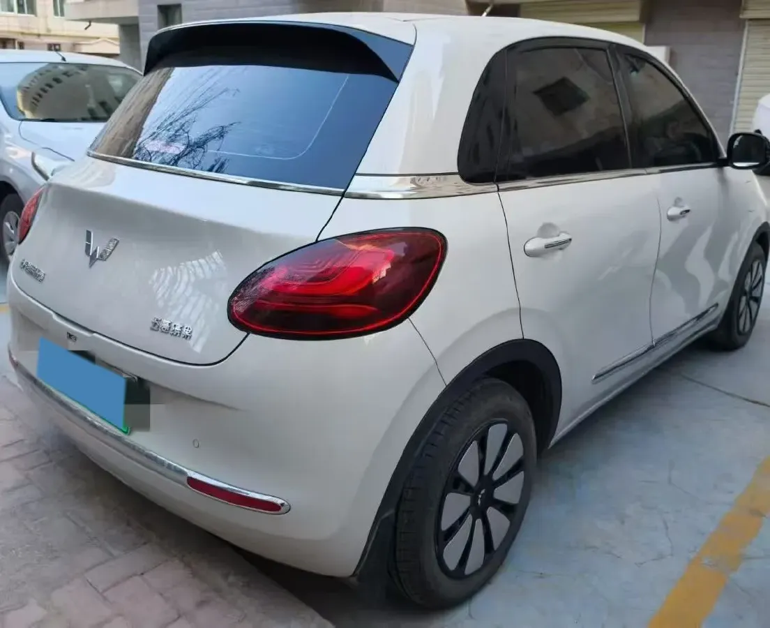 2023 WuLing BinGuo BEV 31.9KWH,autocango,china used car exporter,china ev exporter,chinese used car exporter,chinese used ev exporter