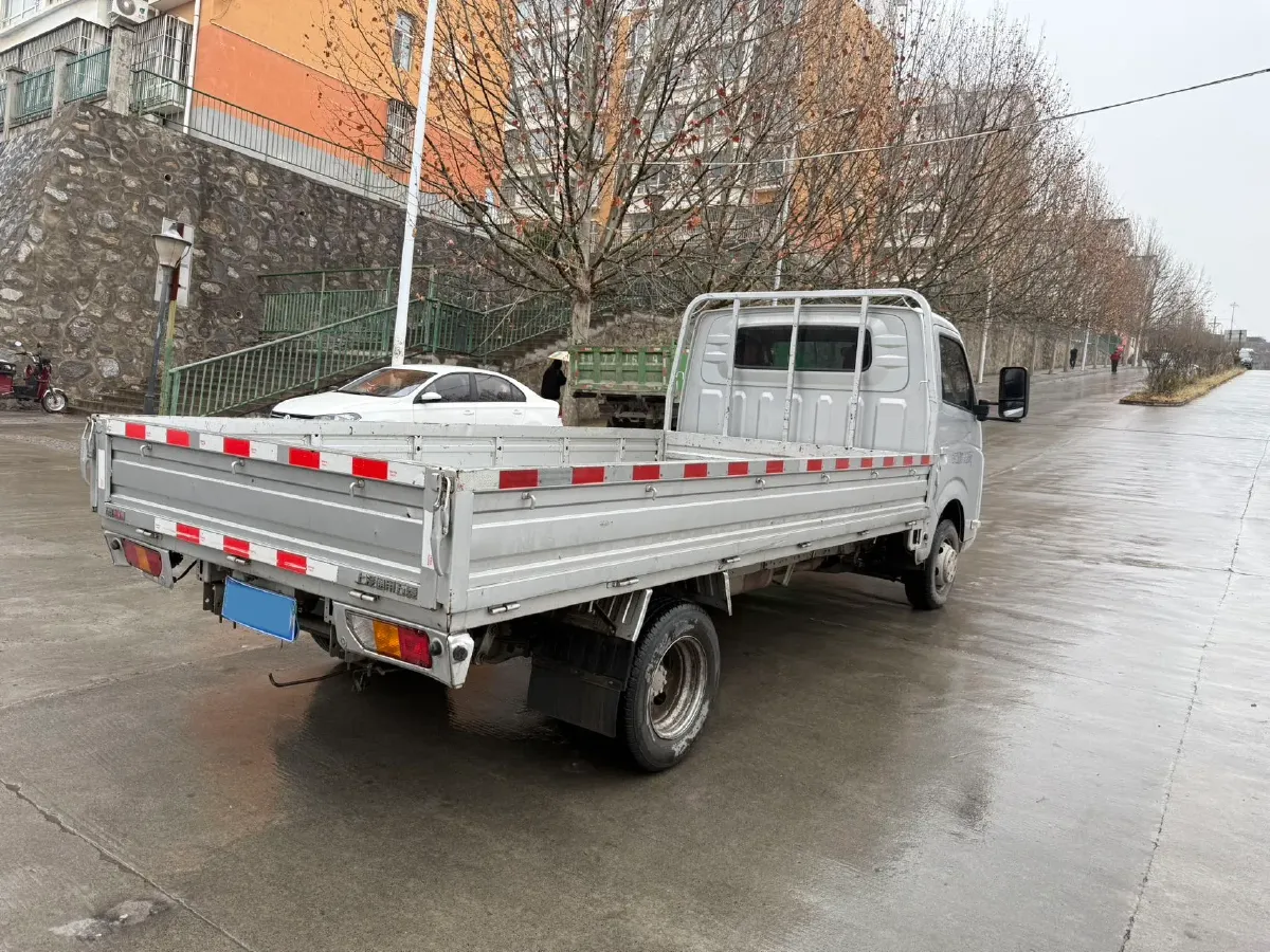 2023 WuLing RongGuang New Truck 2.0L 136HP L4 5MT,autocango,china used car exporter,china ev exporter,chinese used car exporter,chinese used ev exporter