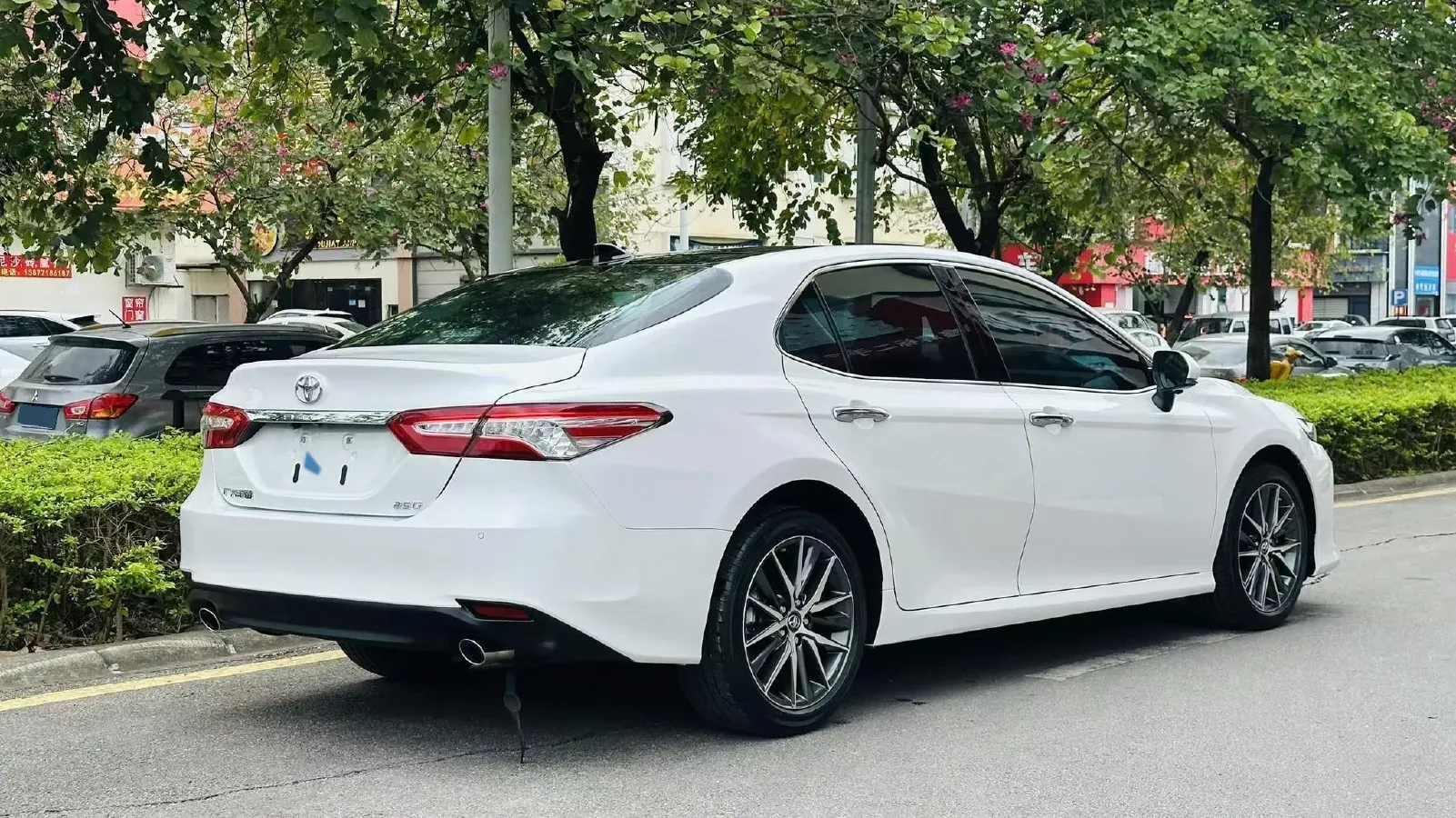 2021 Toyota Camry 2.5L 209HP L4 8AT,autocango,china used car exporter,china ev exporter,chinese used car exporter,chinese used ev exporter