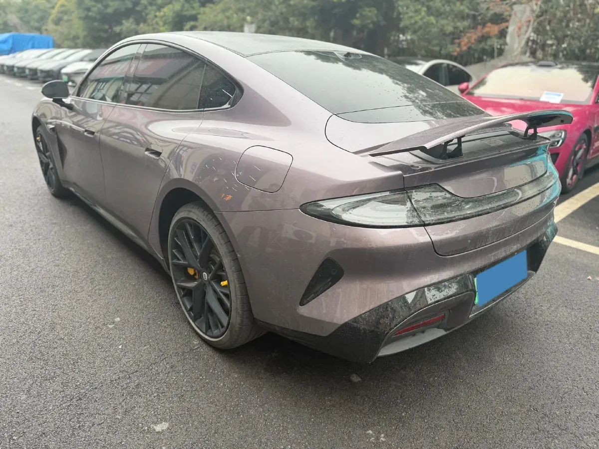 2024 MI SU7 BEV 101KWH,autocango,china used car exporter,china ev exporter,chinese used car exporter,chinese used ev exporter