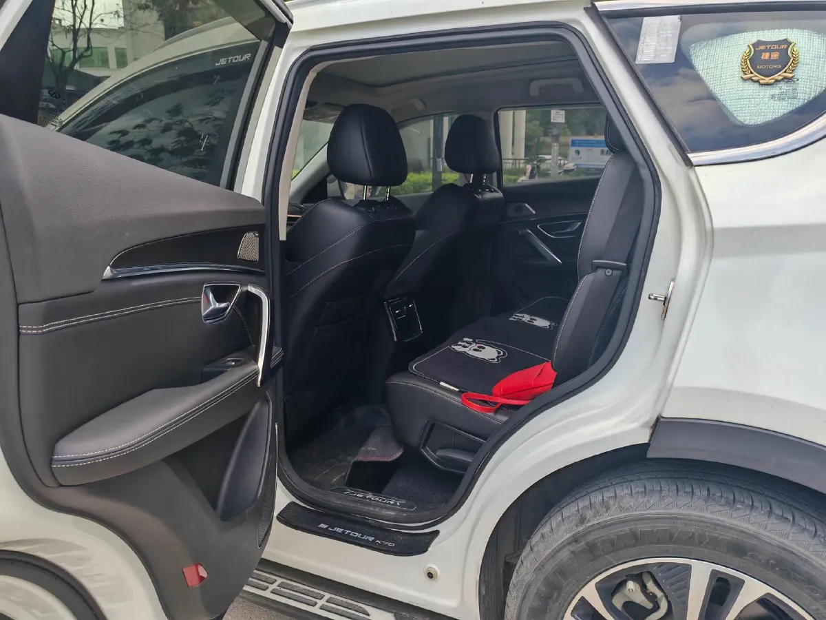 2021 Jetour X70 Plus 1.5T 156HP L4 6DCT,autocango,china used car exporter,china ev exporter,chinese used car exporter,chinese used ev exporter