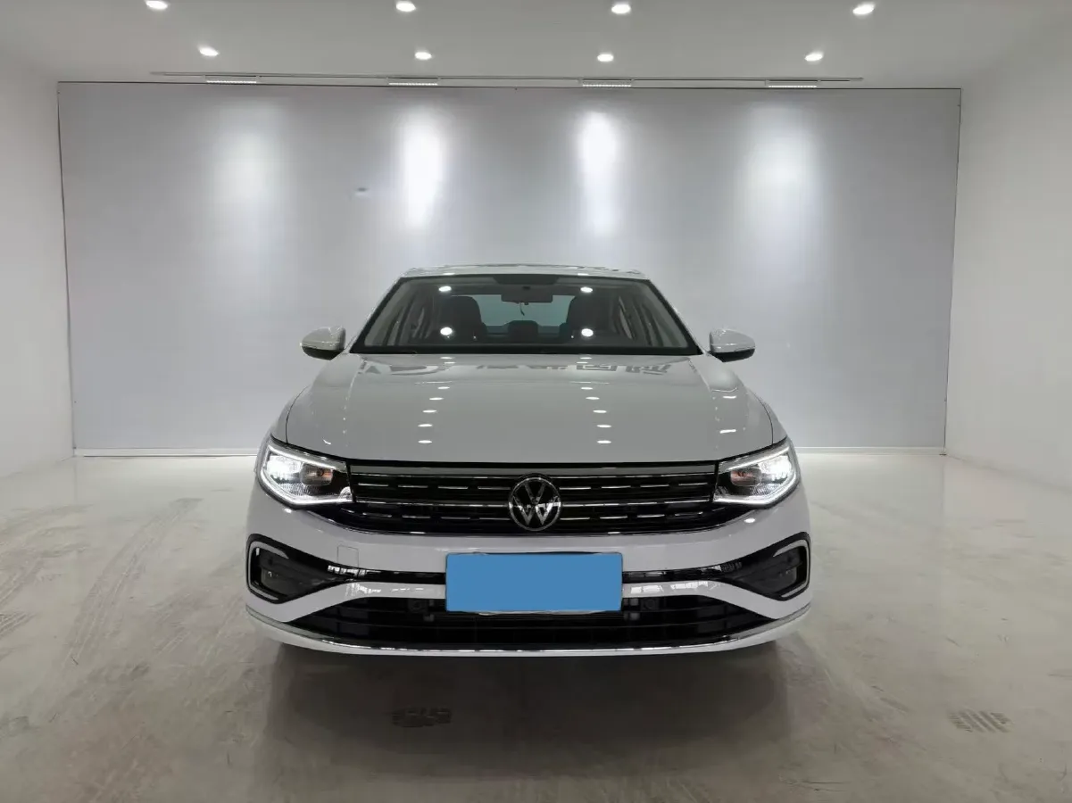 2023 Volkswagen Bora 1.2T 116HP L4 7DCT,autocango,china used car exporter,china ev exporter,chinese used car exporter,chinese used ev exporter