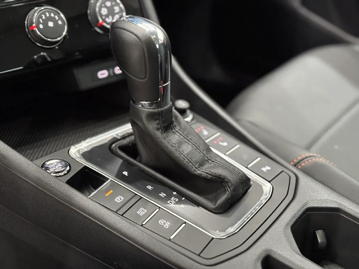 2023 Volkswagen Bora 1.2T 116HP L4 7DCT,autocango,china used car exporter,china ev exporter,chinese used car exporter,chinese used ev exporter