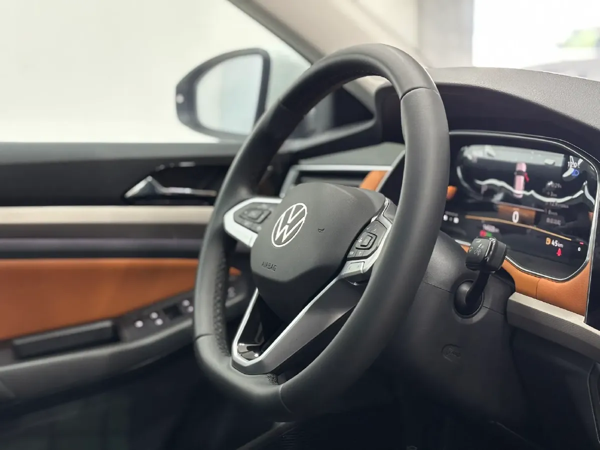 2023 Volkswagen Bora 1.2T 116HP L4 7DCT,autocango,china used car exporter,china ev exporter,chinese used car exporter,chinese used ev exporter