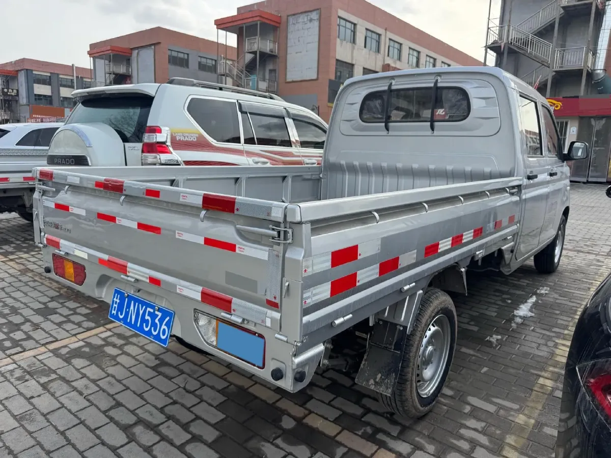 2023 WuLing RongGuang New Truck 2.0L 136HP L4 5MT,autocango,china used car exporter,china ev exporter,chinese used car exporter,chinese used ev exporter