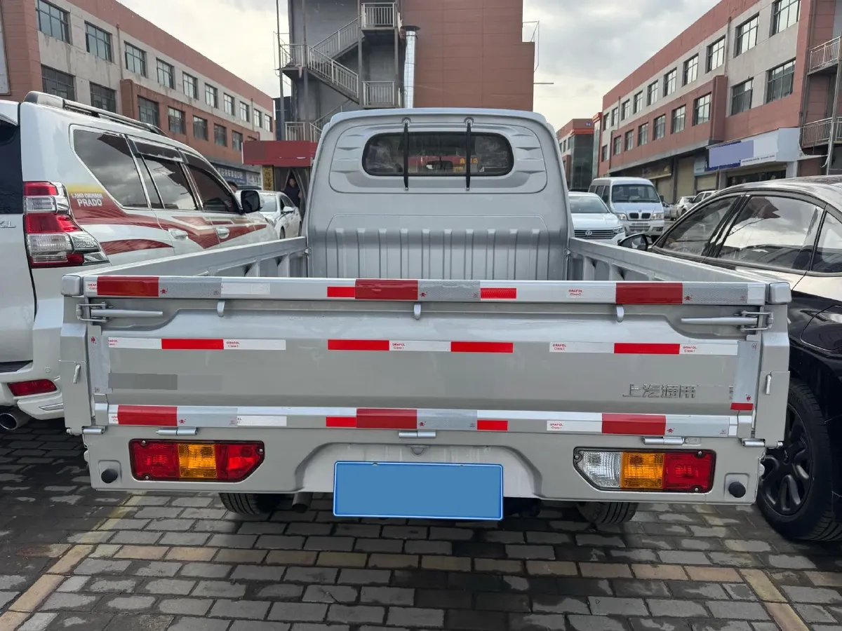 2023 WuLing RongGuang New Truck 2.0L 136HP L4 5MT,autocango,china used car exporter,china ev exporter,chinese used car exporter,chinese used ev exporter