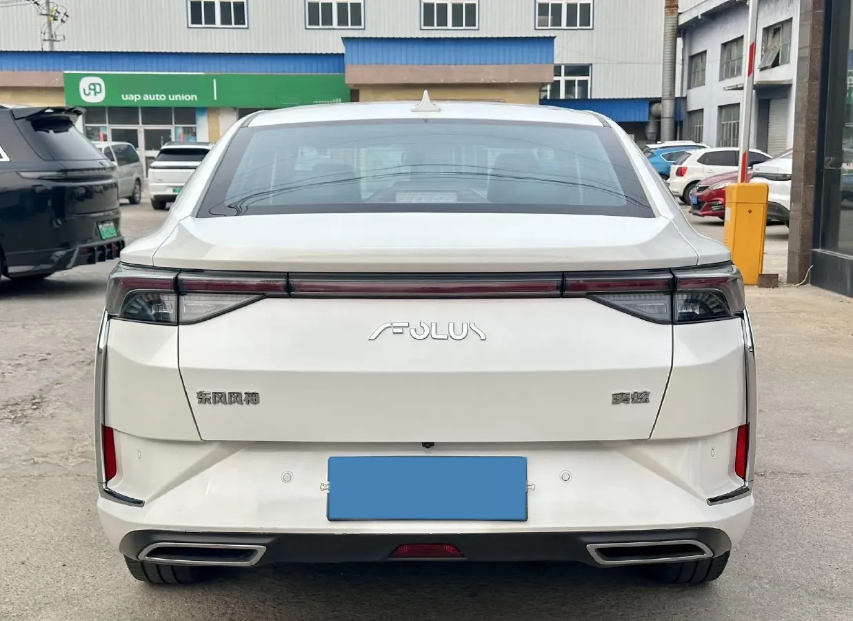 2020 DongFeng Aeolus YiXuan 1.5T 150HP L4 6DCT,autocango,china used car exporter,china ev exporter,chinese used car exporter,chinese used ev exporter