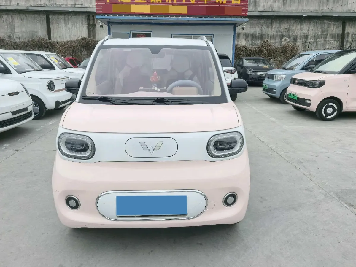 2024 WuLing HongGuang MINI EV BEV 17.3KWH,autocango,china used car exporter,china ev exporter,chinese used car exporter,chinese used ev exporter