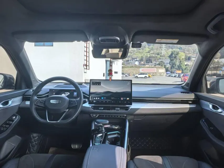 2025 Geely Preface 2.0T 238HP L4 8AT,autocango,china used car exporter,china ev exporter,chinese used car exporter,chinese used ev exporter