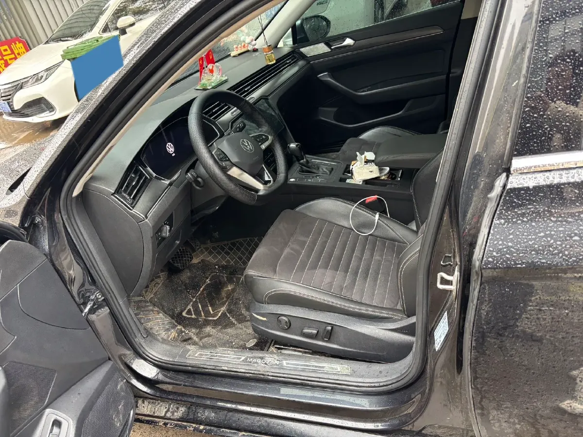 2020 Volkswagen Magotan 2.0T 186HP L4 7DCT,autocango,china used car exporter,china ev exporter,chinese used car exporter,chinese used ev exporter