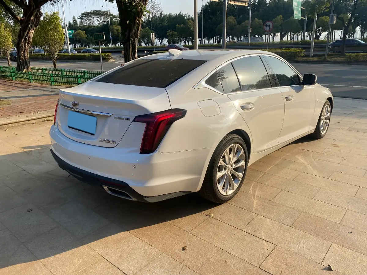 2022 Cadillac CT5 2.0T 237HP L4 10AT,autocango,china used car exporter,china ev exporter,chinese used car exporter,chinese used ev exporter