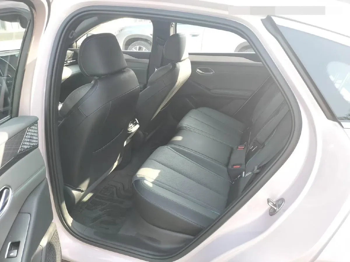 2025 BYD QinL BEV,autocango,china used car exporter,china ev exporter,chinese used car exporter,chinese used ev exporter