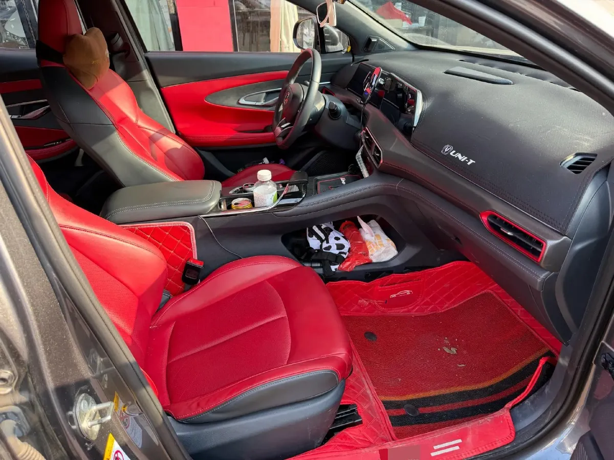 2020 ChangAn UNI-T 1.5T 180HP L4 7DCT,autocango,china used car exporter,china ev exporter,chinese used car exporter,chinese used ev exporter