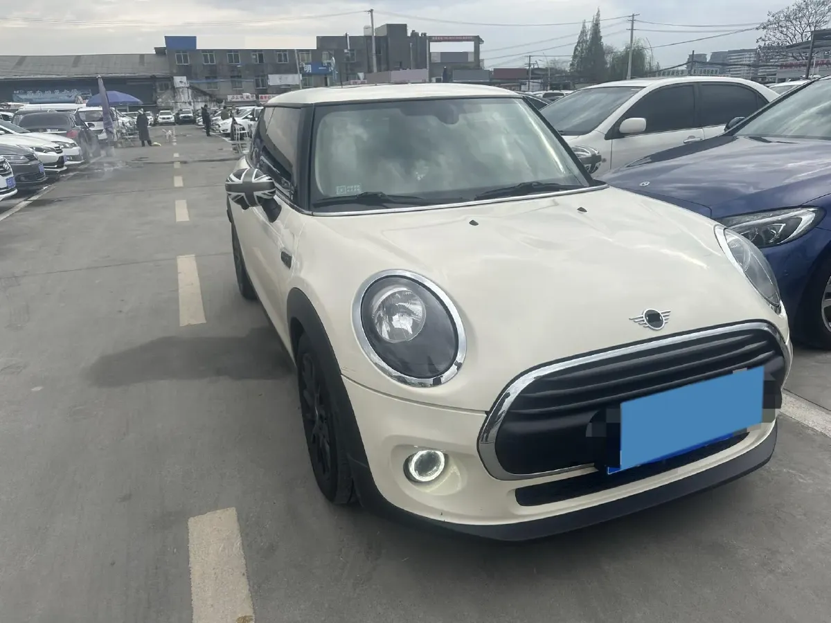 2020 MINI MINI 1.5T 102HP L3 7DCT,autocango,china used car exporter,china ev exporter,chinese used car exporter,chinese used ev exporter