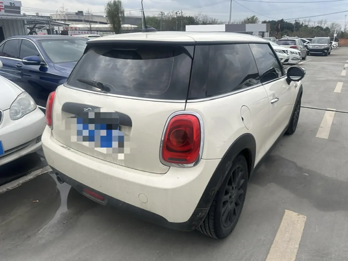 2020 MINI MINI 1.5T 102HP L3 7DCT,autocango,china used car exporter,china ev exporter,chinese used car exporter,chinese used ev exporter