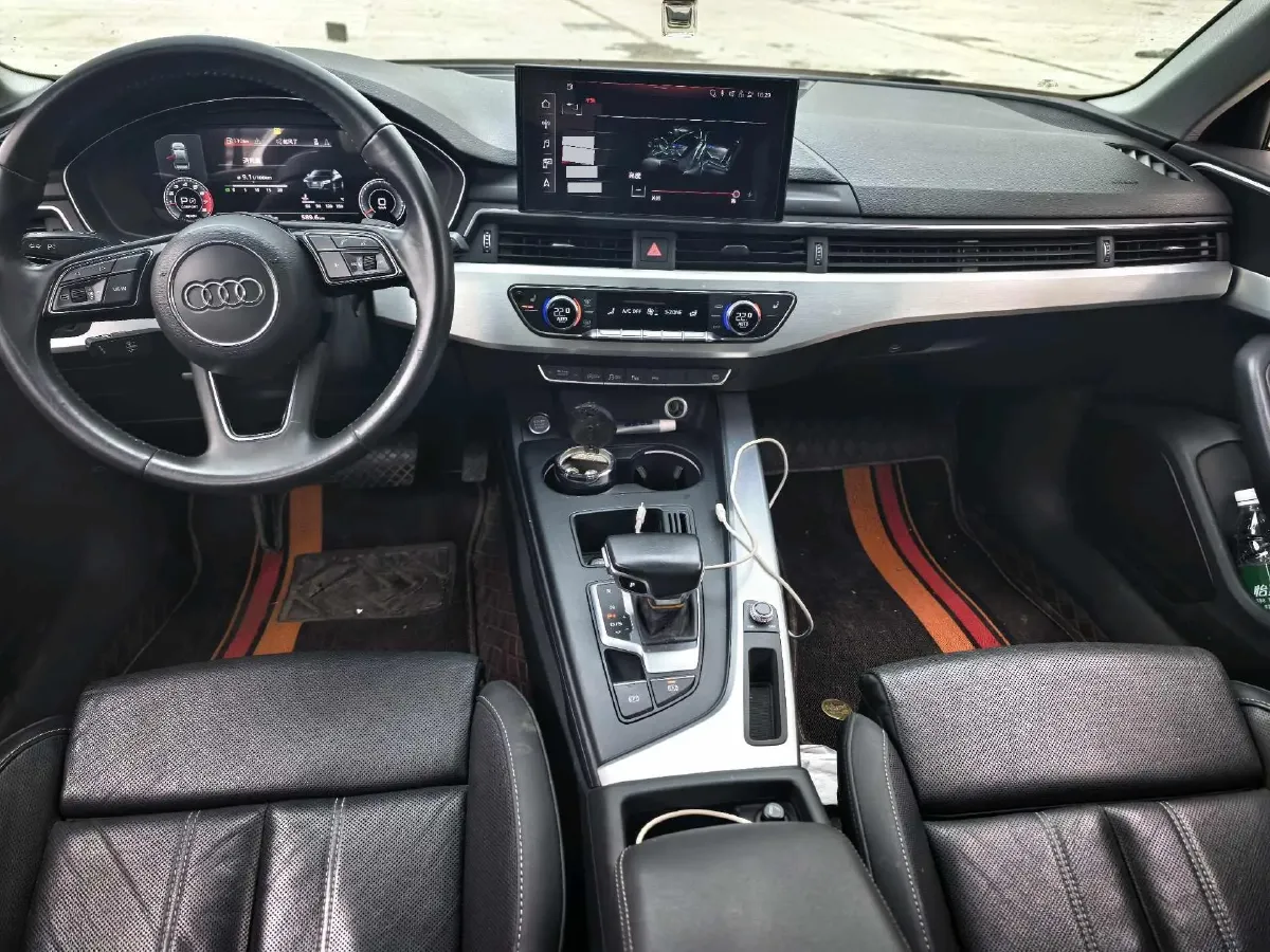 2020 Audi A4L 2.0T 190HP L4 7DCT,autocango,china used car exporter,china ev exporter,chinese used car exporter,chinese used ev exporter