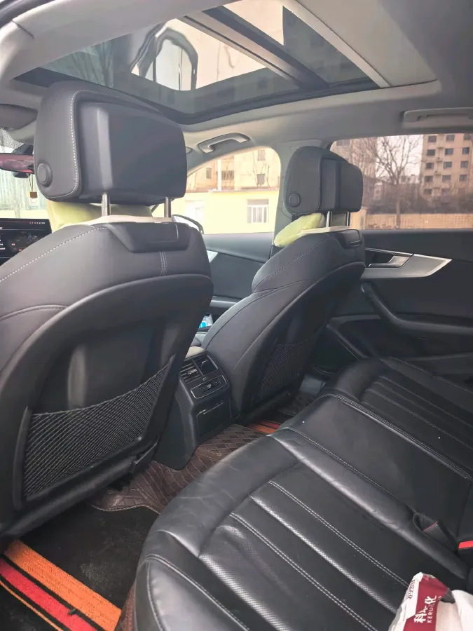 2020 Audi A4L 2.0T 190HP L4 7DCT,autocango,china used car exporter,china ev exporter,chinese used car exporter,chinese used ev exporter