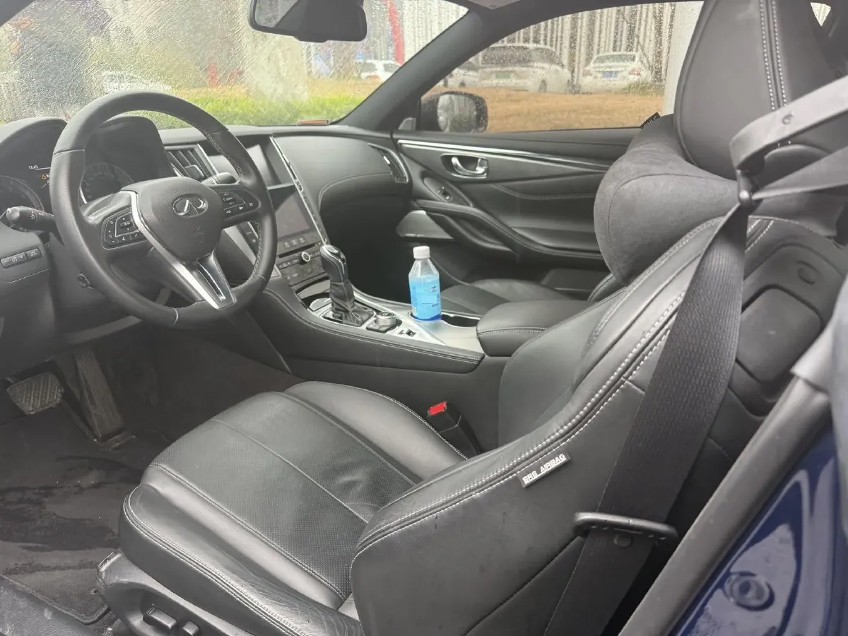 2017 Infiniti Q60 2.0T 211HP L4 7AT,autocango,china used car exporter,china ev exporter,chinese used car exporter,chinese used ev exporter