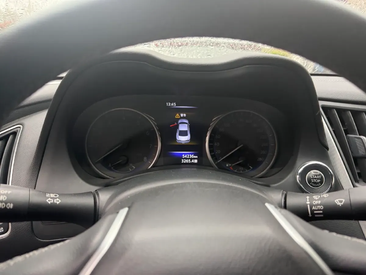 2017 Infiniti Q60 2.0T 211HP L4 7AT,autocango,china used car exporter,china ev exporter,chinese used car exporter,chinese used ev exporter