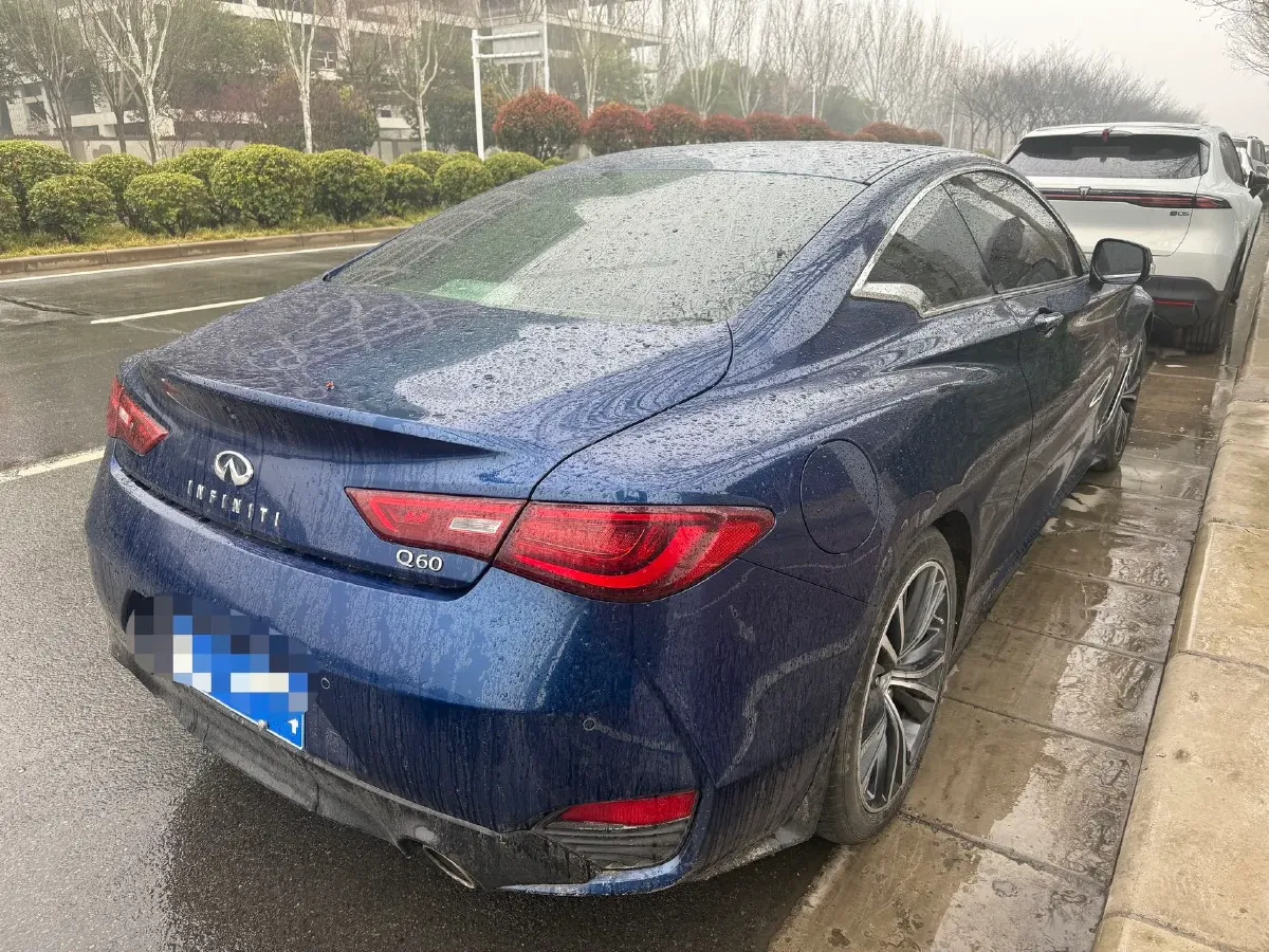 2017 Infiniti Q60 2.0T 211HP L4 7AT,autocango,china used car exporter,china ev exporter,chinese used car exporter,chinese used ev exporter