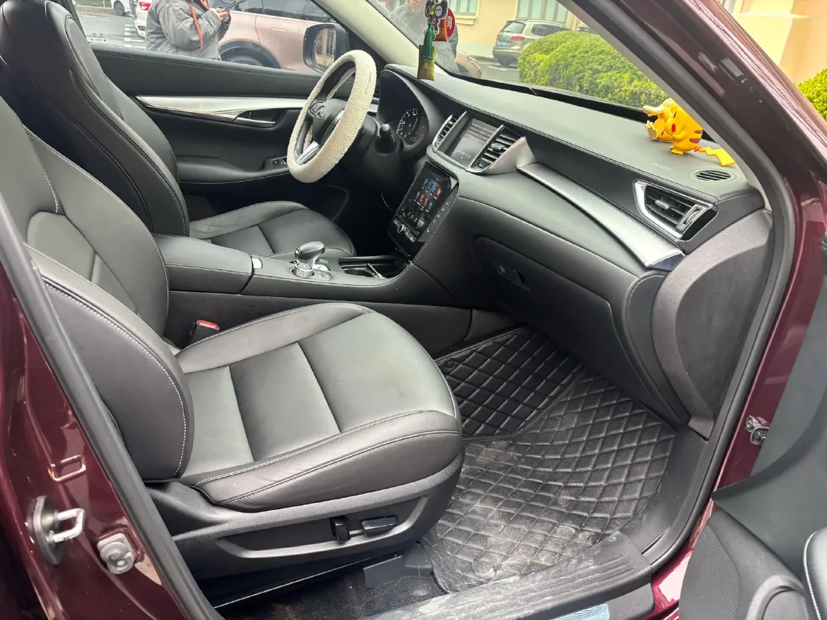 2020 Infiniti QX50 2.0T 245HP L4 CVT,autocango,china used car exporter,china ev exporter,chinese used car exporter,chinese used ev exporter