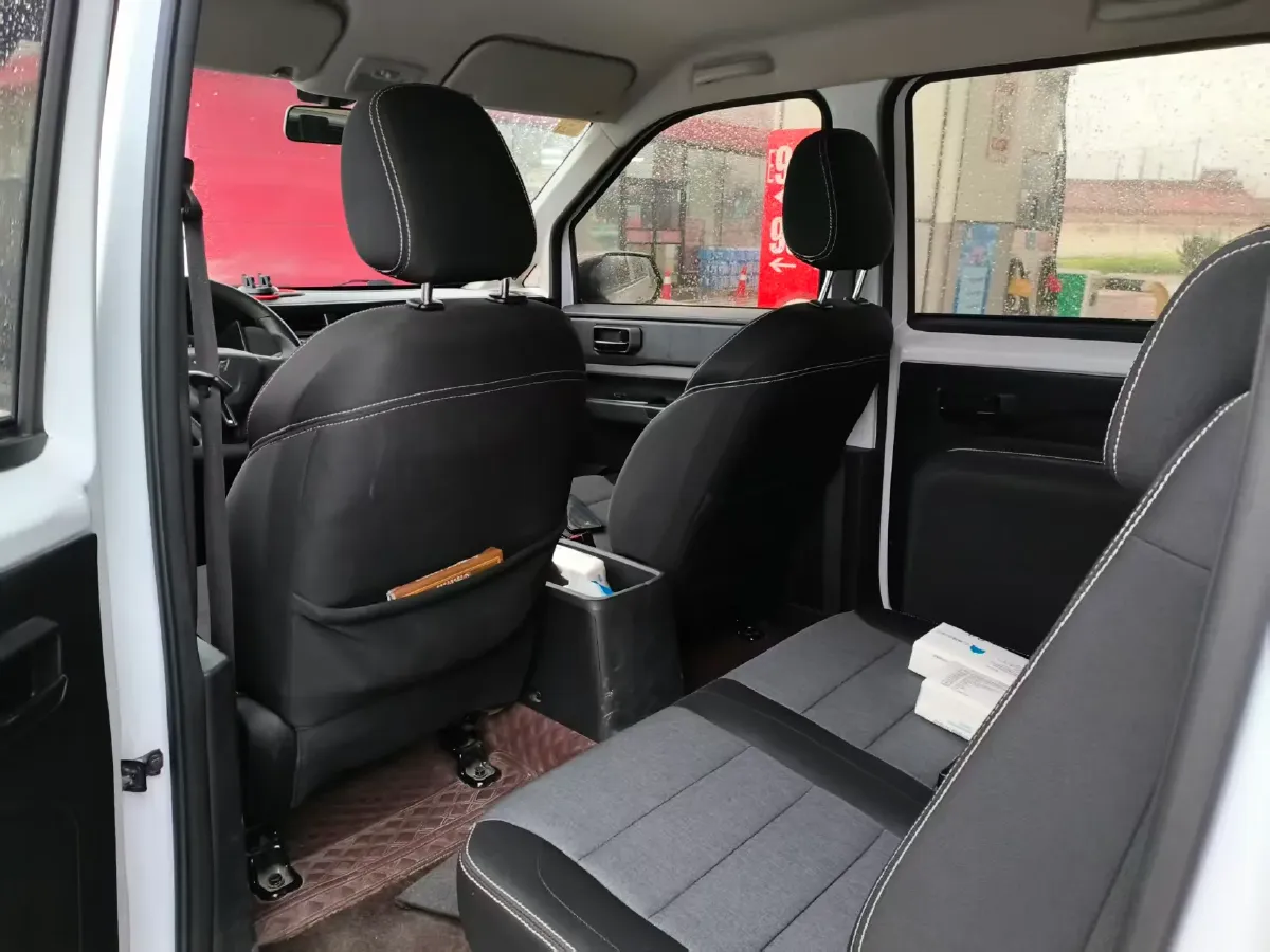 2019 WuLing HongGuang Plus 1.5T 147HP L4 6MT,autocango,china used car exporter,china ev exporter,chinese used car exporter,chinese used ev exporter