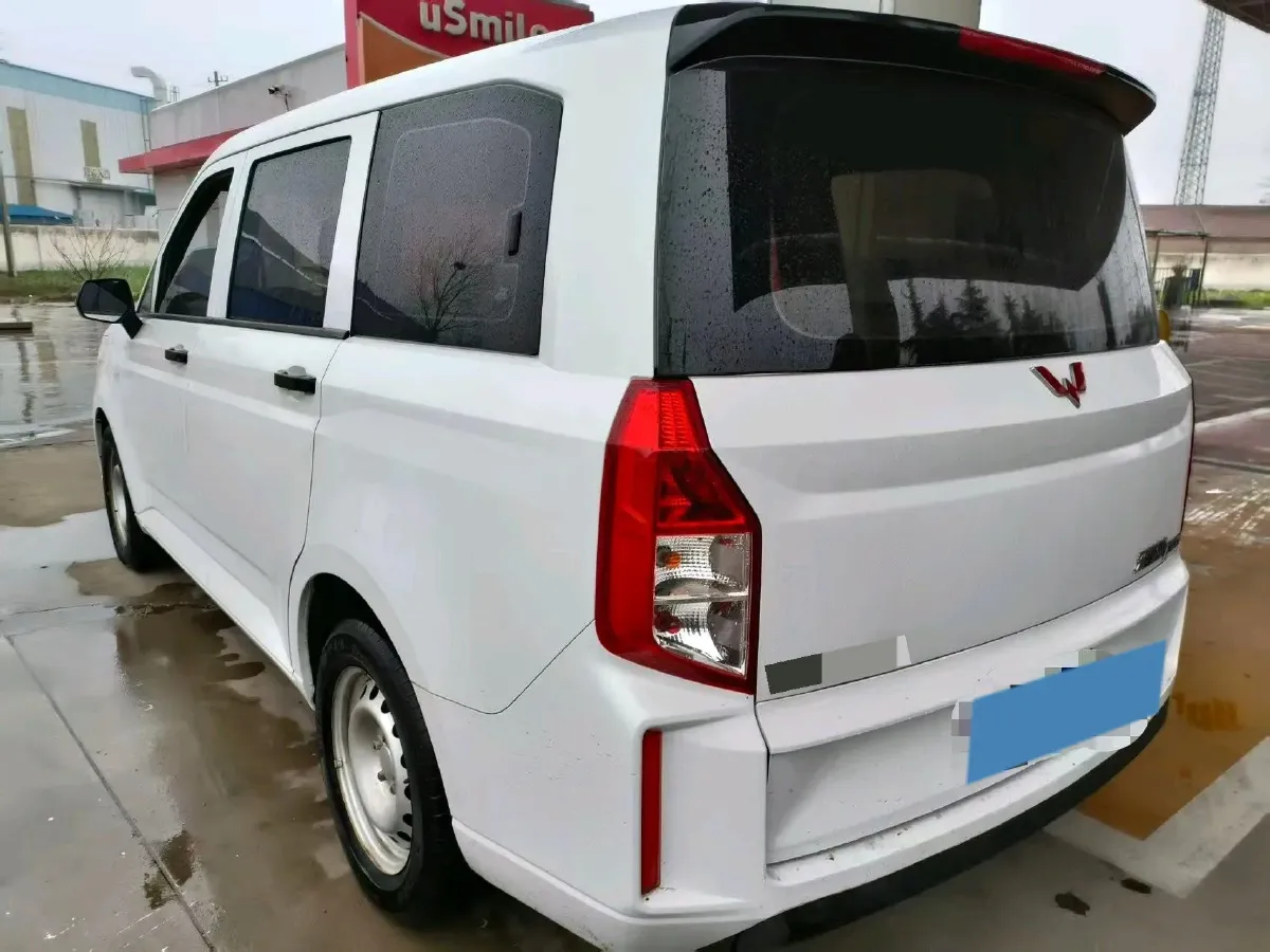 2019 WuLing HongGuang Plus 1.5T 147HP L4 6MT,autocango,china used car exporter,china ev exporter,chinese used car exporter,chinese used ev exporter