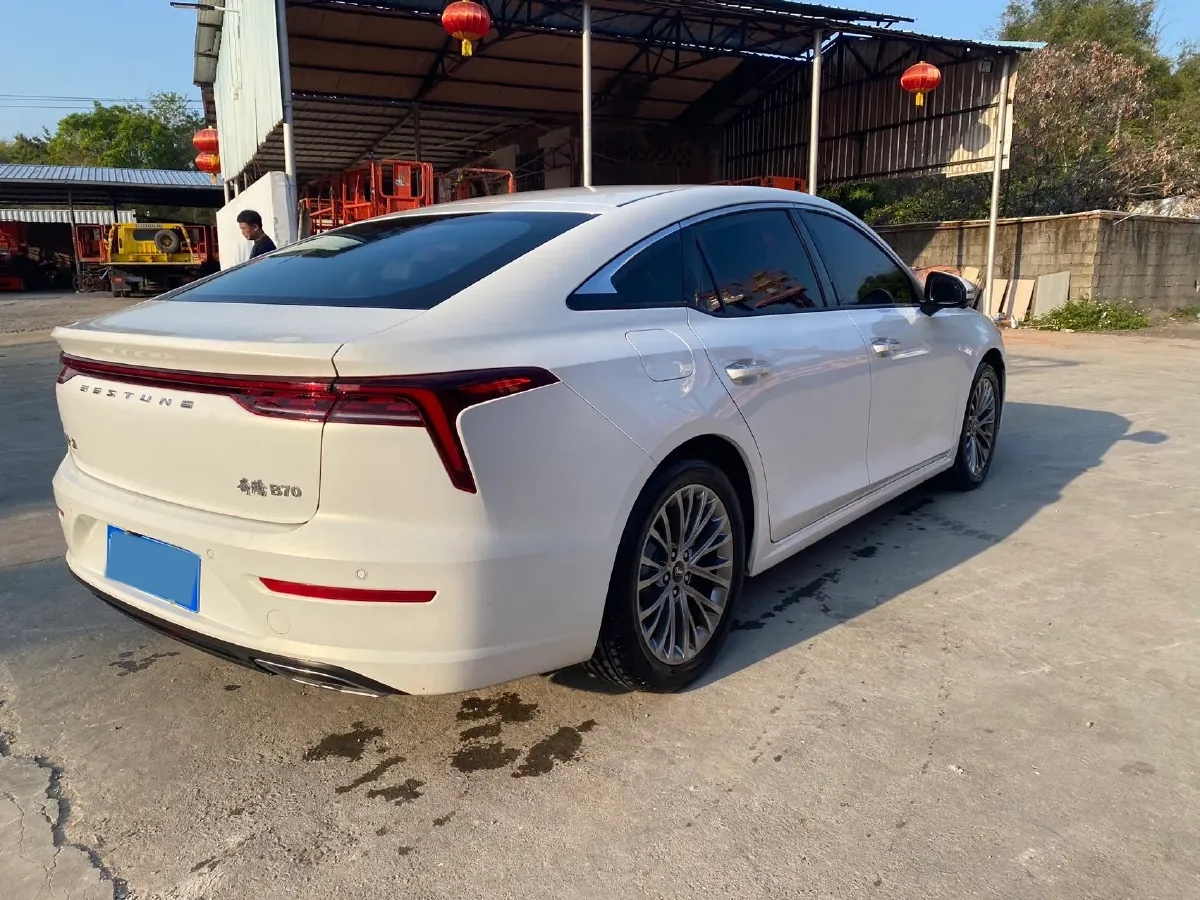 2023 Bestune B70 1.5T 169HP L4 7DCT,autocango,china used car exporter,china ev exporter,chinese used car exporter,chinese used ev exporter